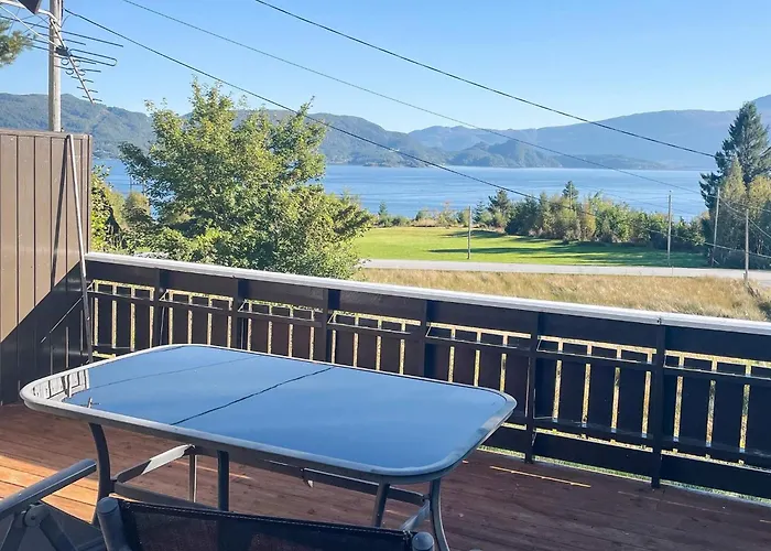 3 Person In Frei-by Traum Frei